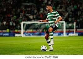 赢得9次对抗（全场最高）