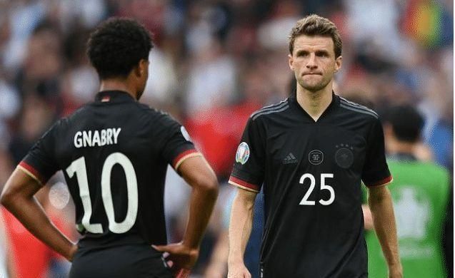 自突破至世 自突破至世